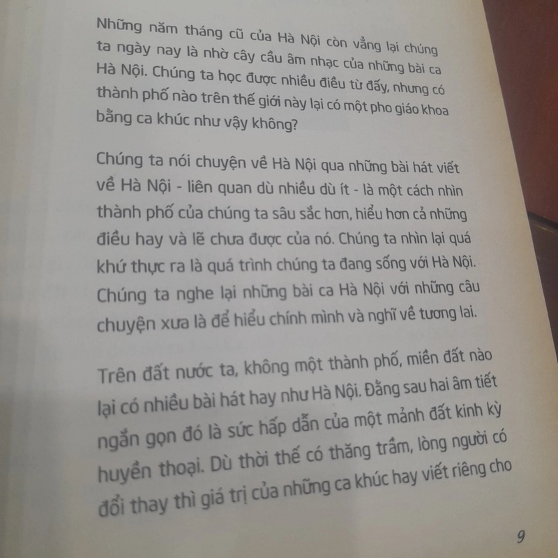Nguyễn Trương Quý - CÒN AI HÁT VỀ HÀ NỘI (tản văn) 460612