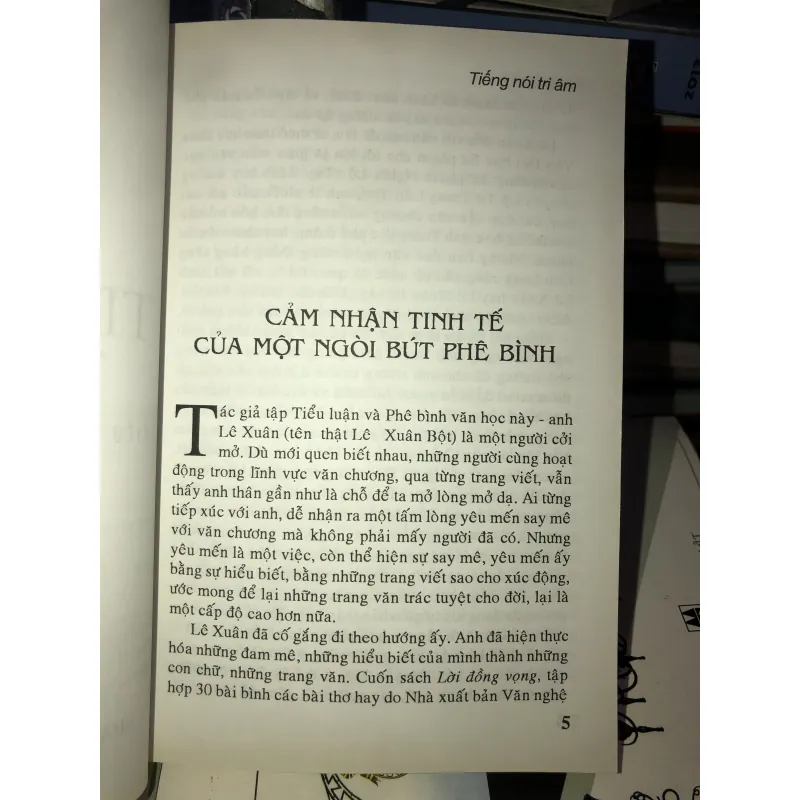 Tiếng nói tri âm - Lê Xuân 1004241