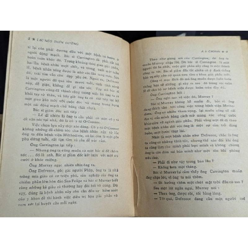 Lạc nẻo thiên đường - A.J.Cronin ( bản dịch của Uyên Hà ) 740242