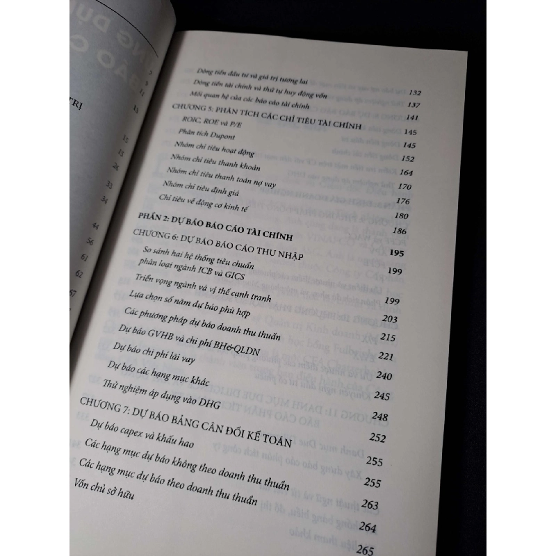 Ứng dụng phân tích báo cáo tài chính và định giá doanh nghiệp trong thực tiễn - Lý Lâm Duy - 2024 mới 90% - KINH TẾ - TÀI CHÍNH - CHỨNG KHOÁN - HCM0111 924163