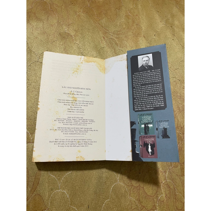 LÂU ĐÀI NGƯỜI BÁN NÓN- A.J CRONIN 474053