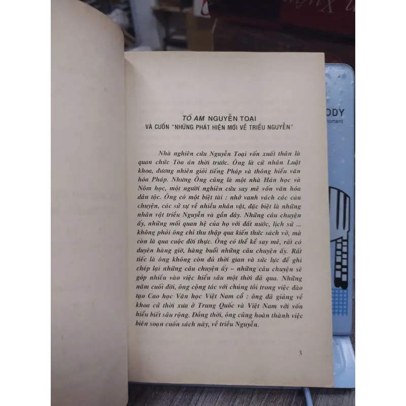 Sách: Những phát hiện mới về triều Nguyễn - TG: Tố Am Nguyễn Toại (A2) 752492