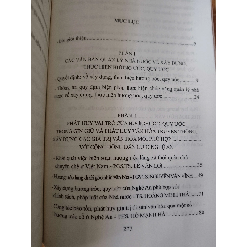 Giữ gìn và phát huy văn hóa truyền thống trong hương ước, quy ước - 2022 - 280 trang Sách lịch sử - triết học ANTQ3101 789877