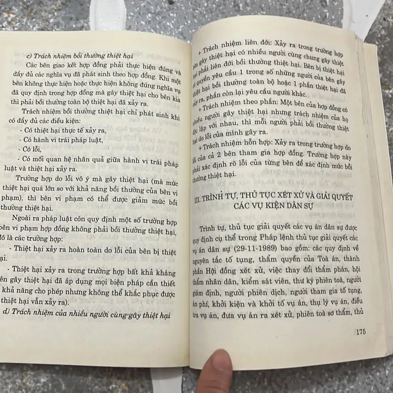 [luật - chính trị] Pháp luật 780077