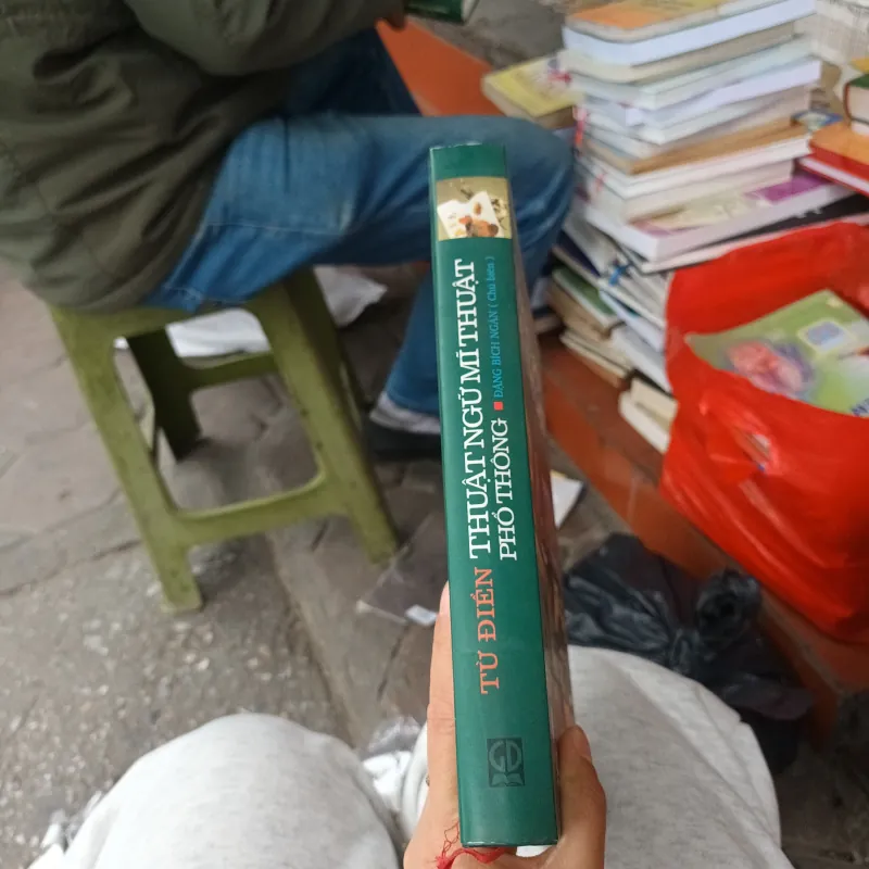 Từ Điển Thuật Ngữ Mỹ Thuật Phổ Thông- Đặng Bích Ngân Chủ Biên 782963