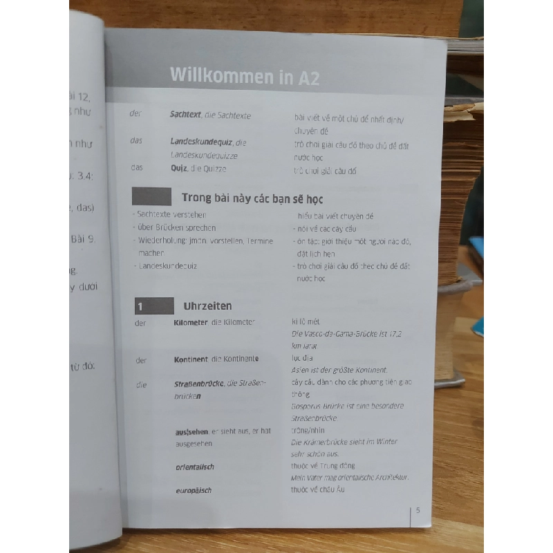Studio [21] A2 – Glossar Deutsch–Vietnamesisch (Từ Vựng Đức–Việt) 551183