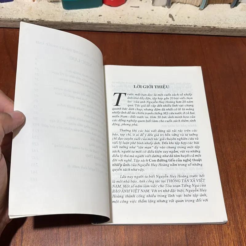 II Nhiếp Ảnh: Con Đường Tiến Của Nghệ Thuật Nhiếp Ảnh - Nguyễn Huy Hoàng - 1999 759293