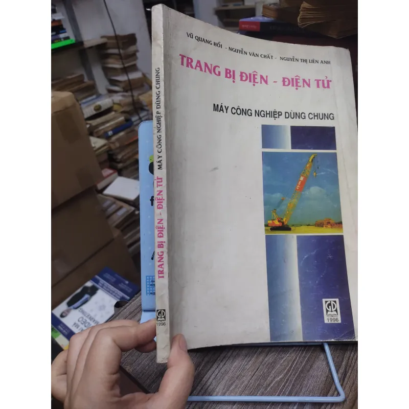 Sách: Trang bị điện - điện tử (Máy công nghiệp dùng chung) (KT) 750223