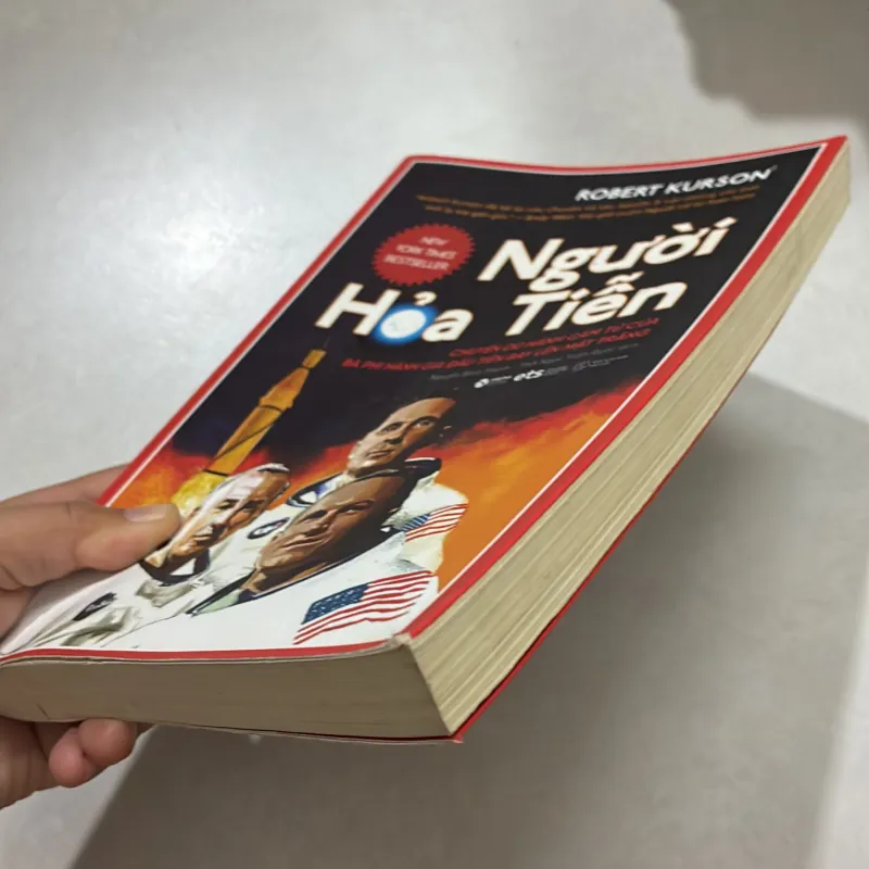 Người hỏa tiễn - Robert Kurson (t01) 750948