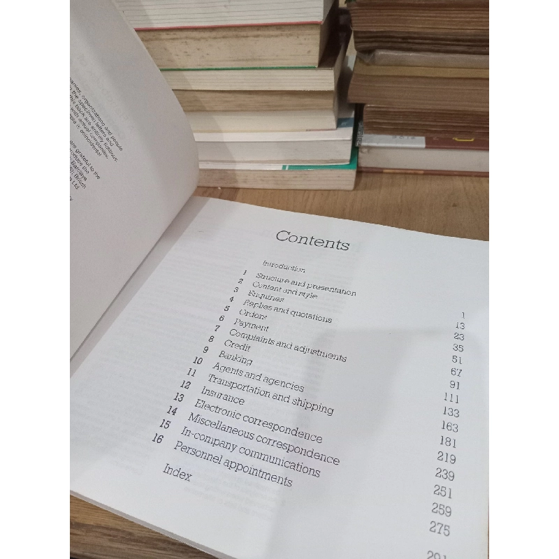 A HANDBOOK OF COMMERCIAL CORRESPONDENCE - A. Ashley 148950