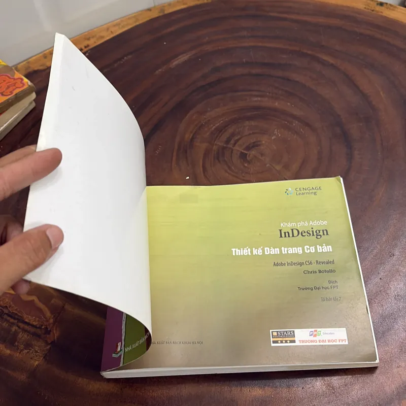 II Tủ Sách Bản Quyền Đại Học FPT: Khám Phá Adobe Indesign, Thiết Kế Dàn Trang Cơ Bản 991986