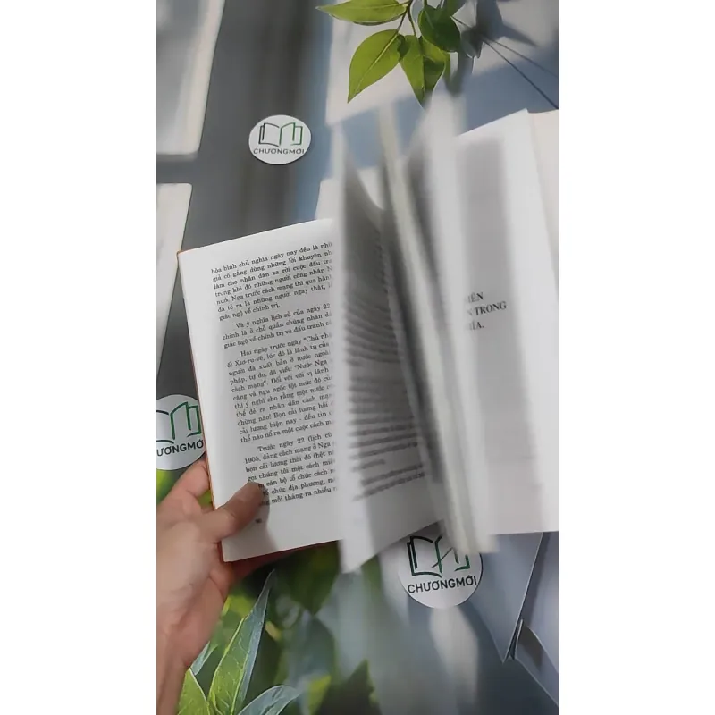 Bàn Về Thanh Niên - V. I. Lê nin 990459