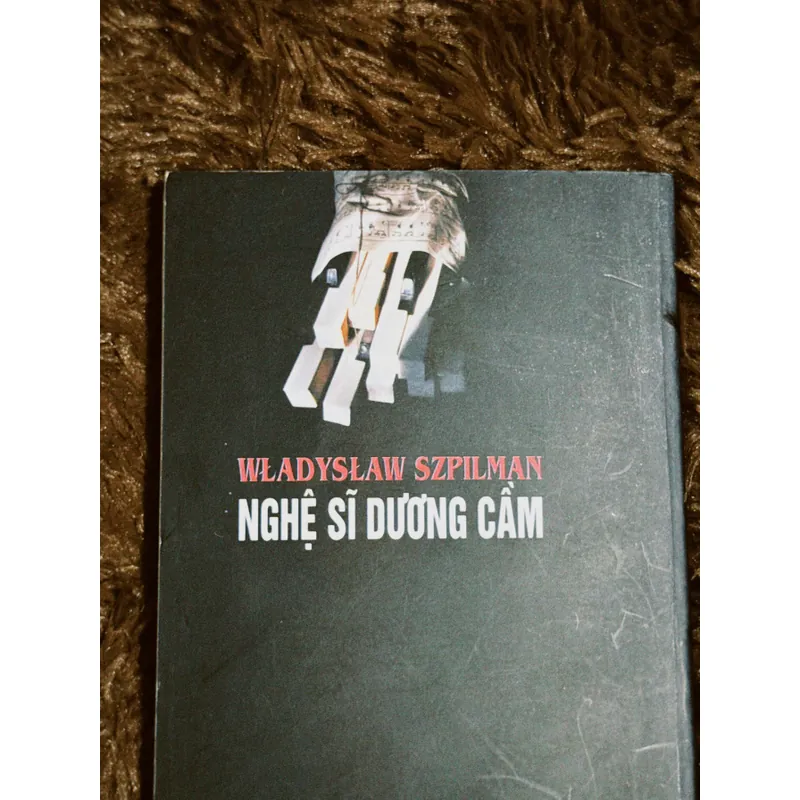 Nghệ sĩ dương cầm (chữ ký dịch giả) 698298