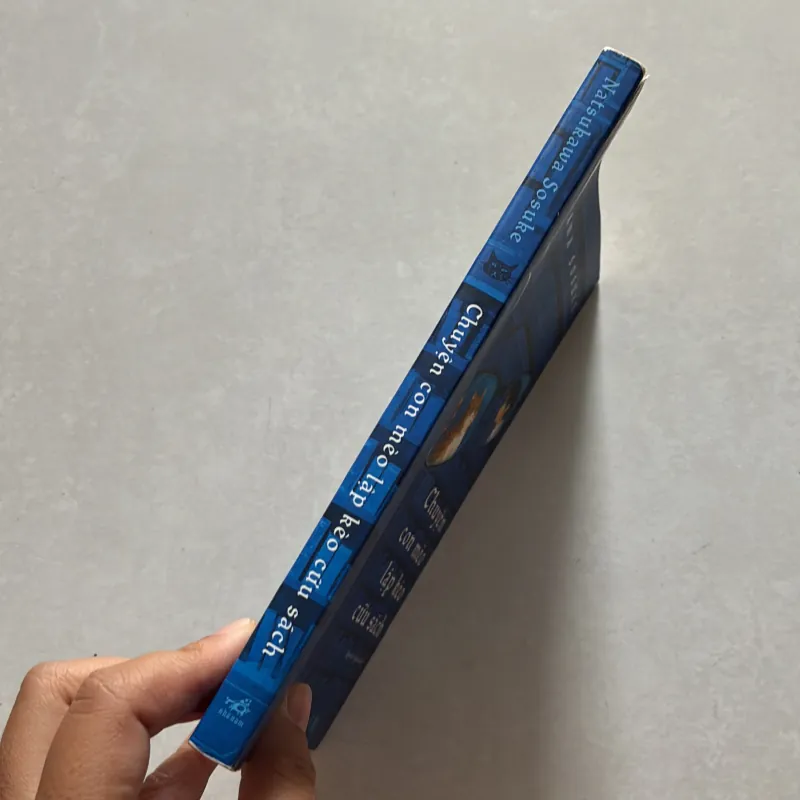 Truyện con mèo lập kèo cứu sách - Natsukawa Sosuke (t01) 750250