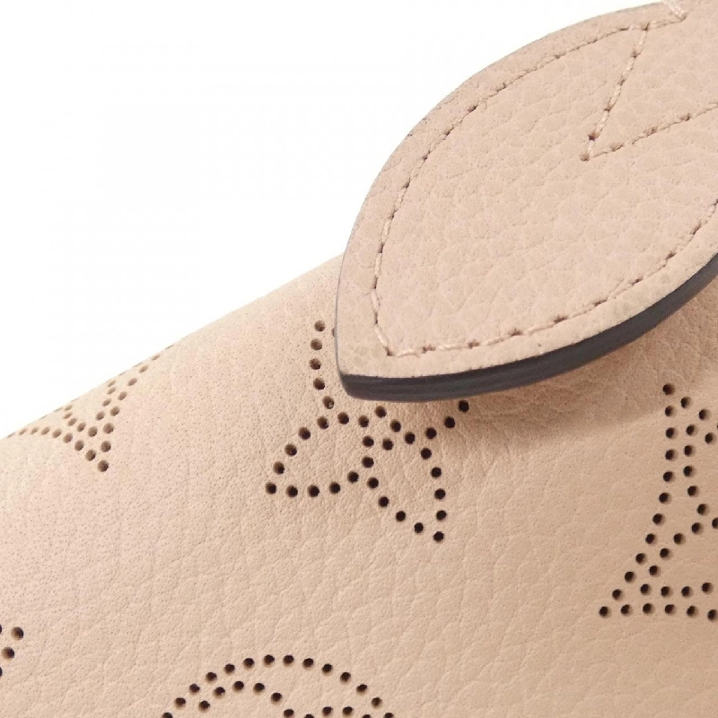 Ví Zippy Mahina Louis Vuitton M61868 622784