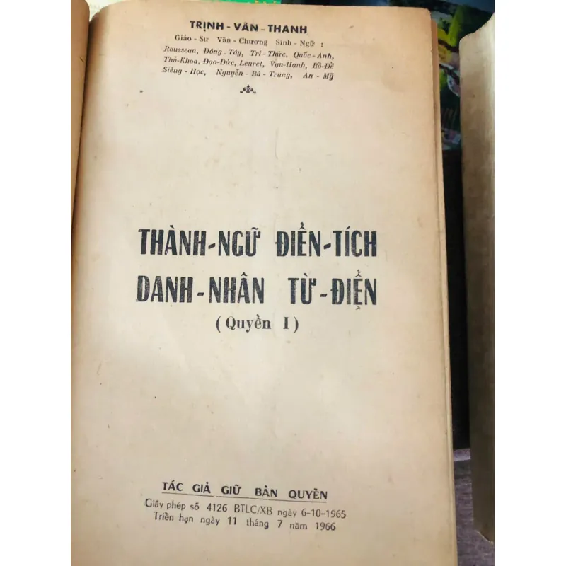 Thành Ngữ Điển Tích Danh Nhân Từ Điển I và II - Trịnh Vân Thanh - Từ điển / Tra cứu 796932