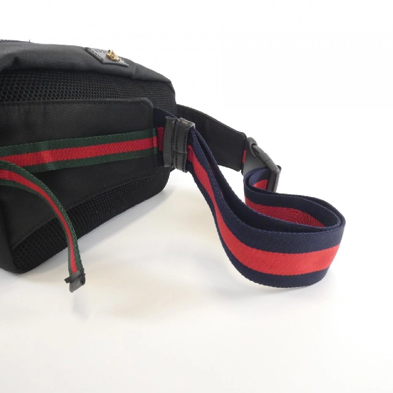 Túi đeo hông Gucci 477085 K1NTX 608407