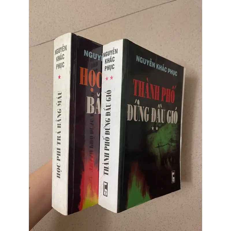 Bộ 2 tập: Học Phí Trả Bằng Máu & Thành Phố Đứng Đầu Gió 596011