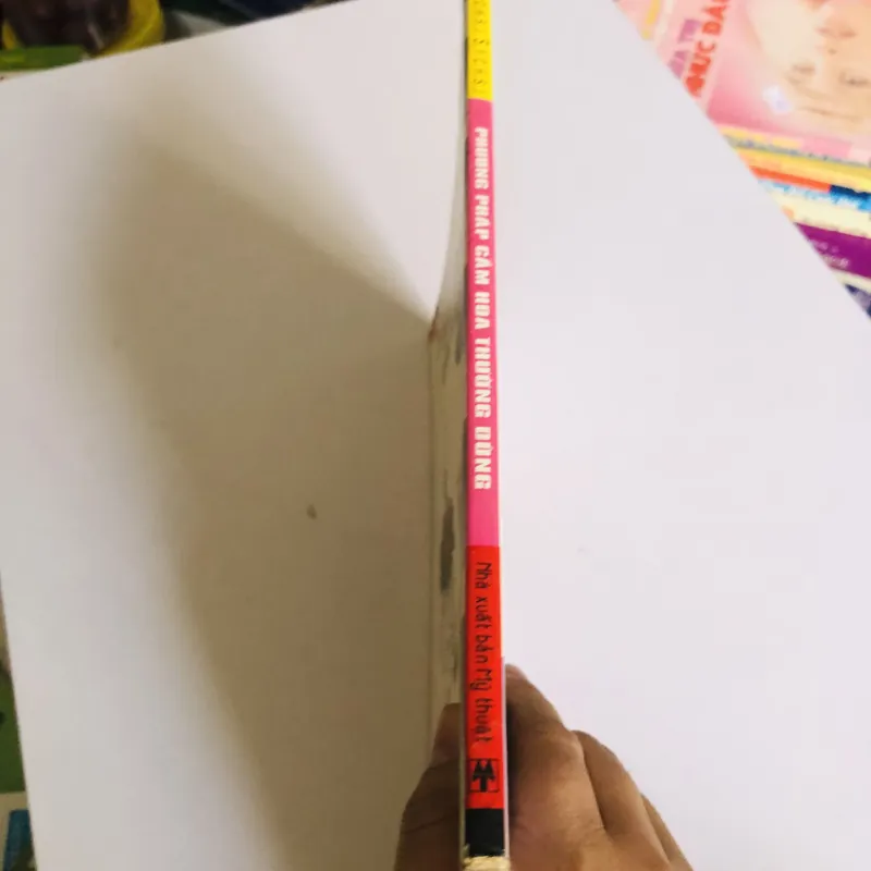 NGHỆ THUẬT CẮM HOA THƯỜNG DÙNG  493300