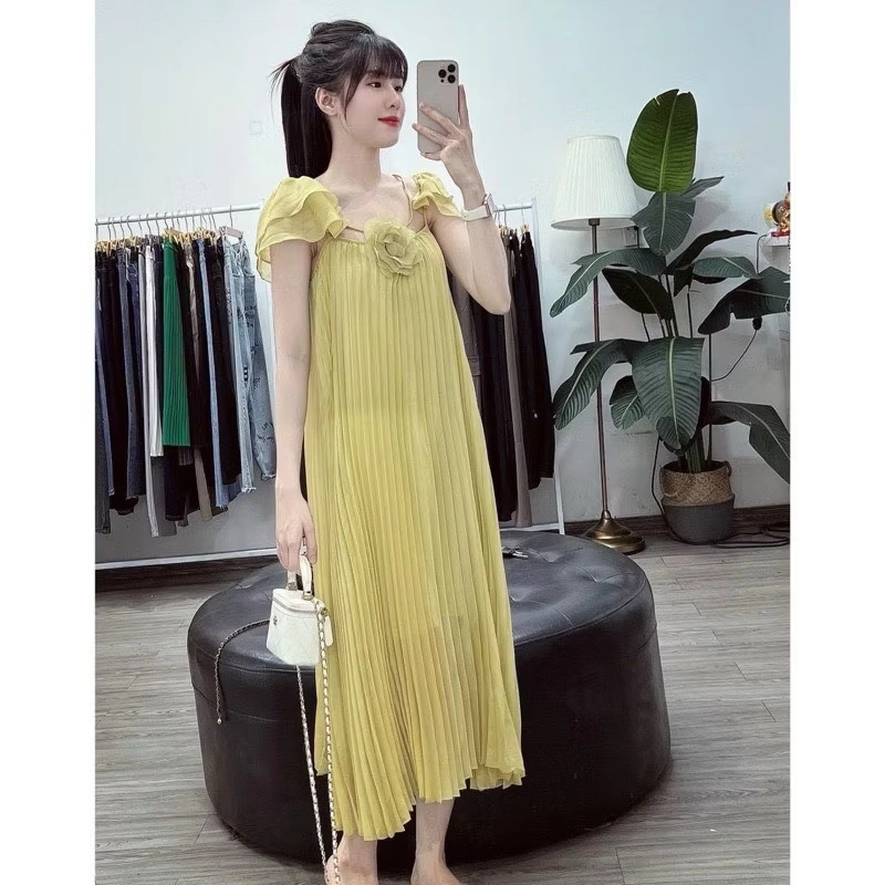 Váy lụa xinh đẹp 452466