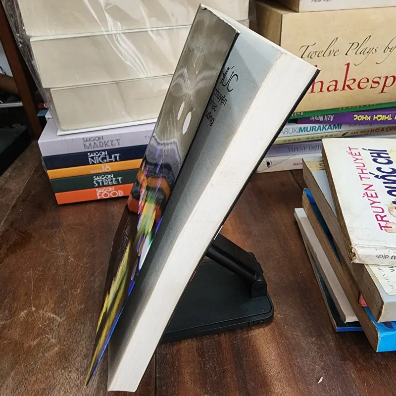 Dạ khúc Kazuo Ishiguro 758659