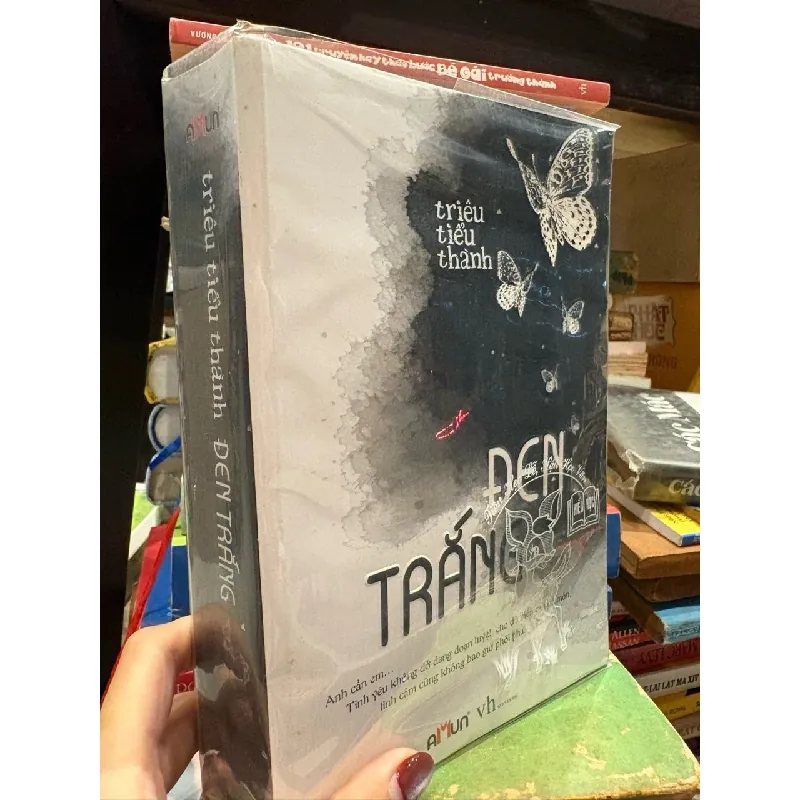 Đen Trắng - Triêu Tiểu Thành 449116