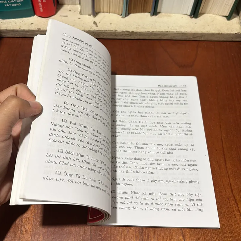 II Sách Kỹ Năng: Đạo Làm Người - Hà Thuyên - 2008 723296