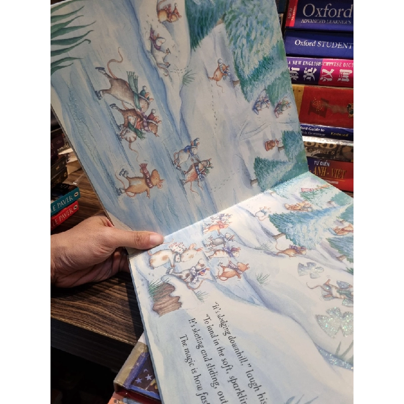 THE MAGIC OF CHRISTMAS  - Claire Freedman & Gail Yerrill 203159