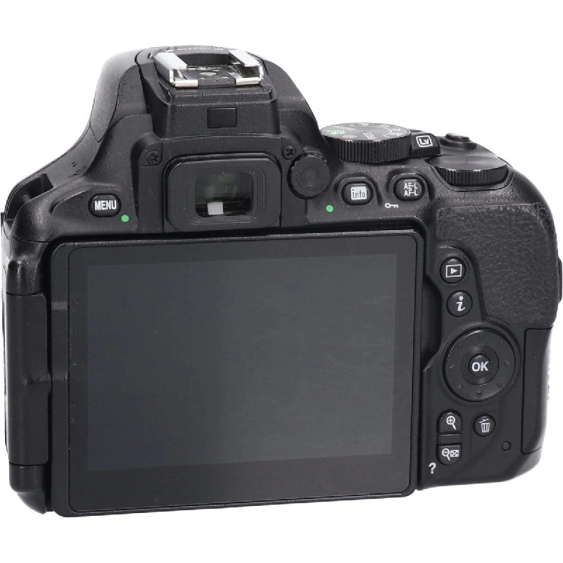 Ｄ５６００ - Hàng hiệu Authentic 880153