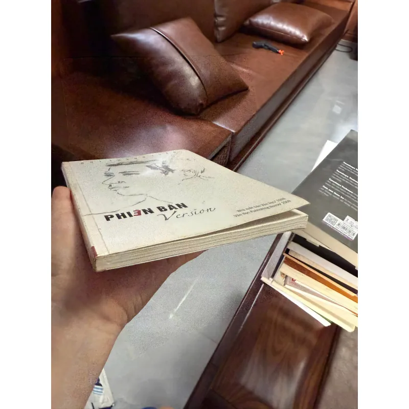 “Phiên Bản (Version)” của Bùi Thanh Tuấn 975440