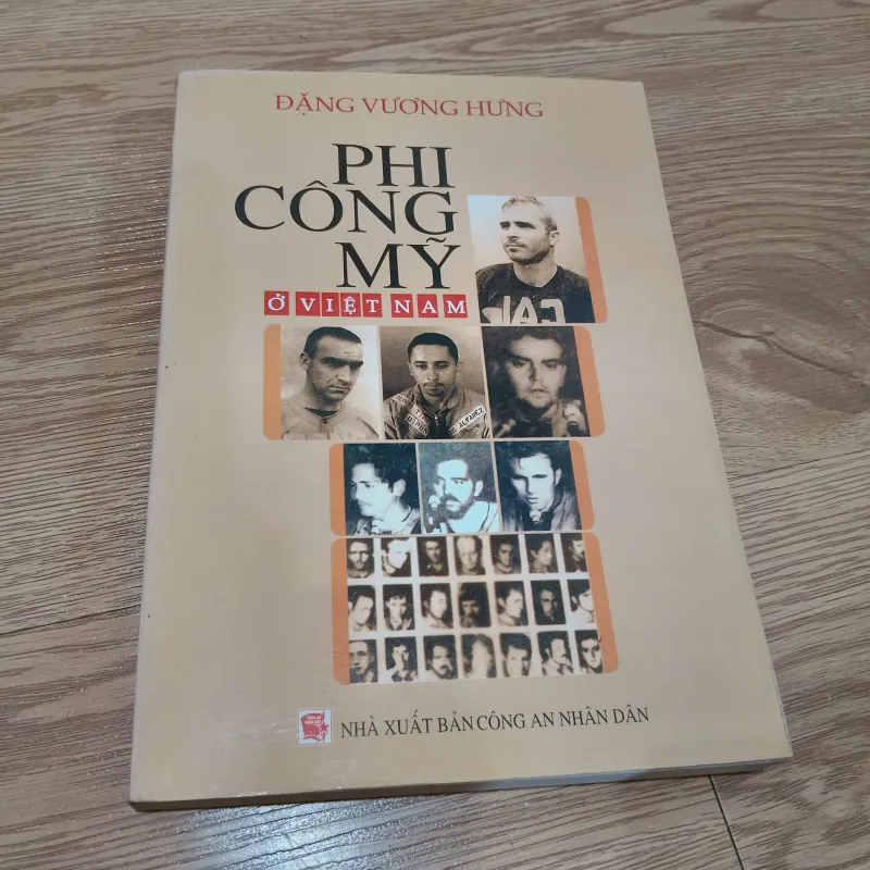 Phi công Mỹ ở Việt Nam - Đặng Vương Hưng 926001