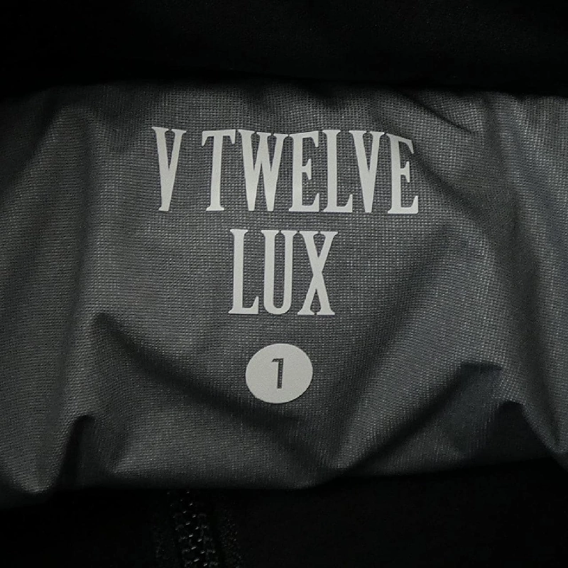 【Mã giảm giá】VTWELVELUX Áo gile 636948