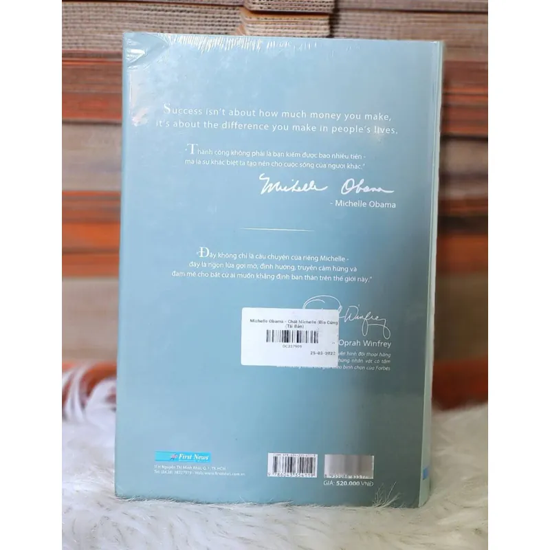 BECOMING - CHẤT MICHELLE (Seal, bìa cứng) 731391