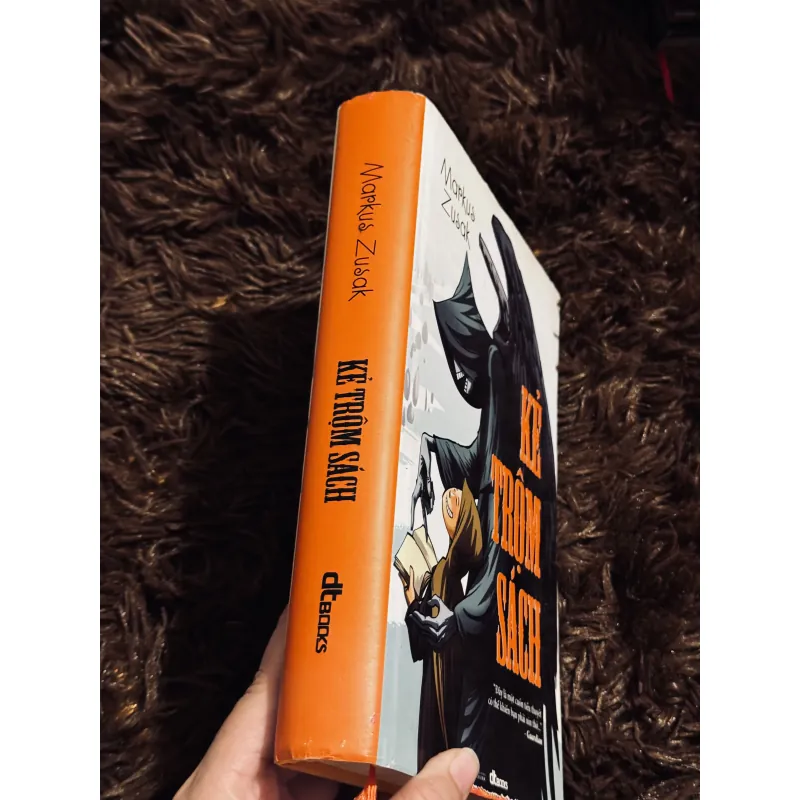 Kẻ trộm sách (bìa cứng)  1000109