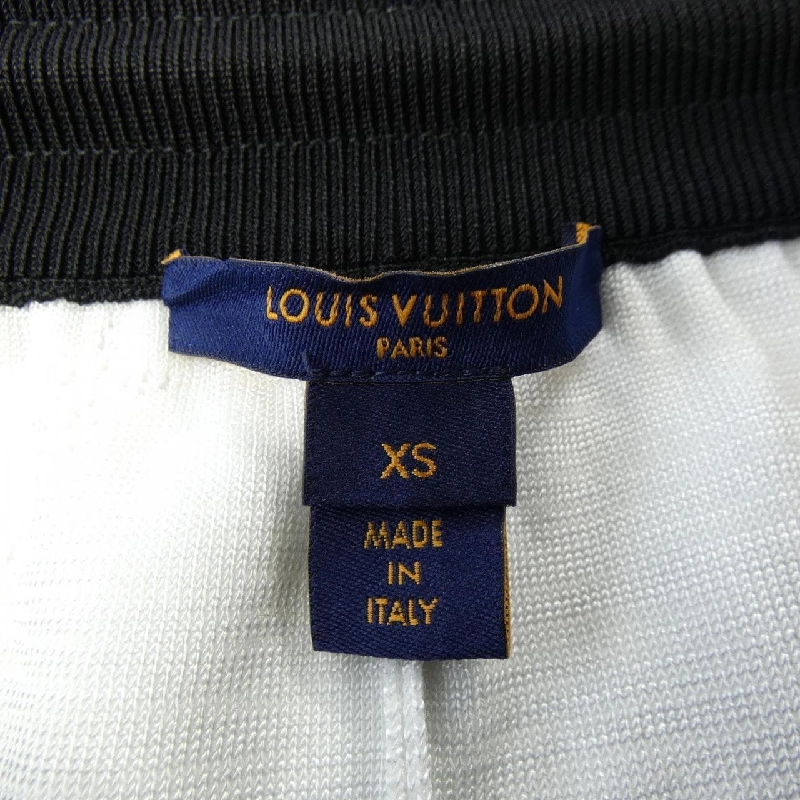 Quần short LOUIS VUITTON Monogram Openwork FNKP05N82 - Hàng hiệu Chính hãng 808637