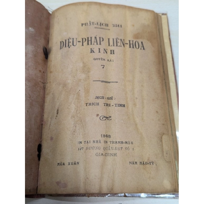 Diệu pháp liên hoa kinh -  ( trọn bộ 7 quyển + 1 quyển pháp hoa kinh cương yếu xuất bản 1948 đóng bìa xưa ) 545622
