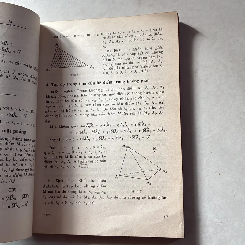 Các bài toán về phương pháp véctơ và phương pháp tọa độ - Nguyễn Mộng Hy 739157