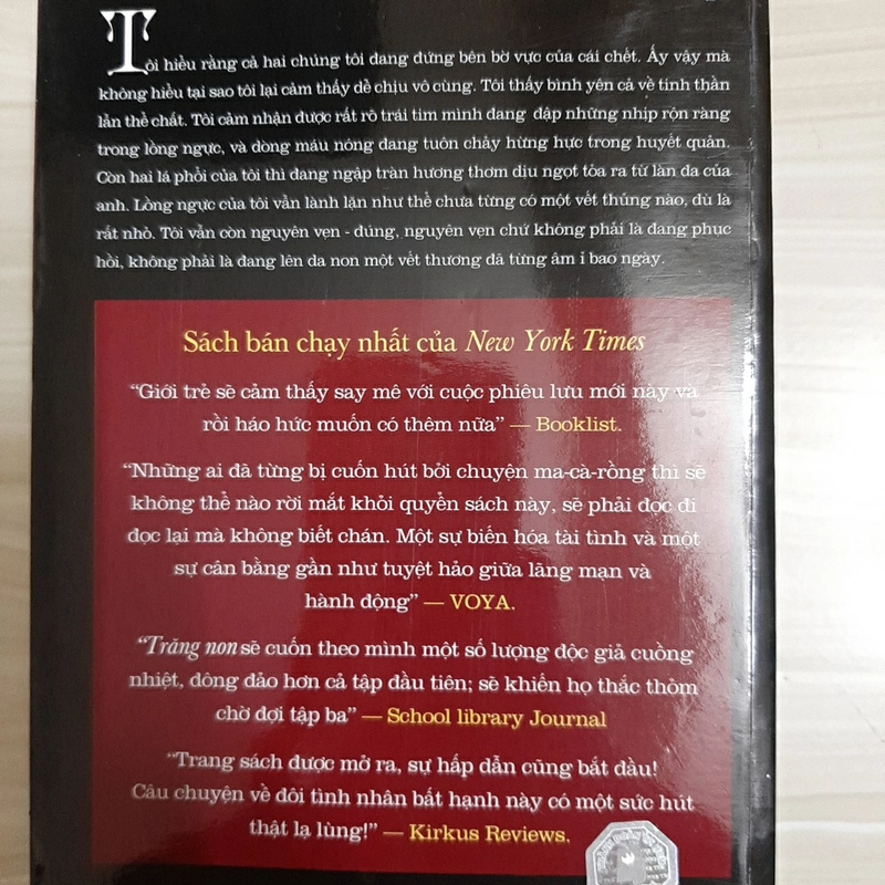 TRĂNG NON (New Moon) 325136