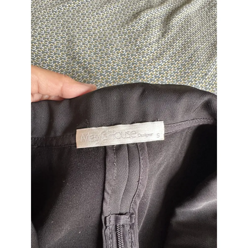 Set áo và chân váy May's House 787593