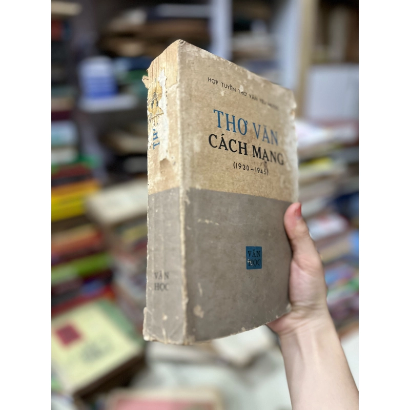 Thơ văn cách mạng 1930-1945  392812