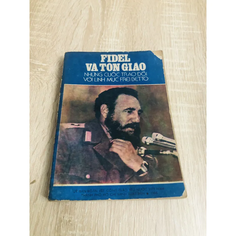FIDEL VÀ TÔN GIÁO – Những cuộc trao đổi với linh mục Frei Betto 931995