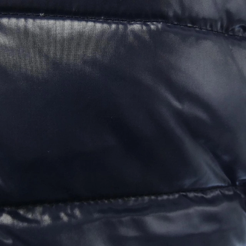 Áo vest lông vũ MONCLER 639565