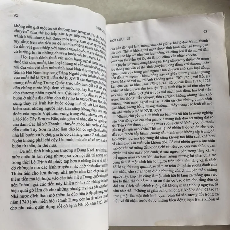 Hợp lưu - Tập san văn học nghệ thuật biên khảo số 102  800989