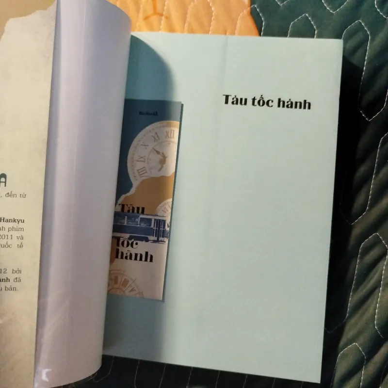 Tàu tốc hành - Hiro Arikawa 994875