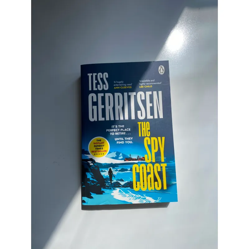 The Spy Coast - Tess Gerritsen 1004040