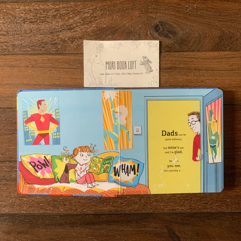 Sách ngoại văn Superhero Dad and Daughter, Board Book, Used, Bìa cứng 505953