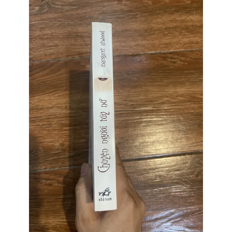 Chuyện người tùy nữ - Margaret Atwood  (8) 1030887