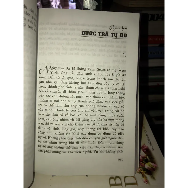 Tầm thù - P.D. James 994597