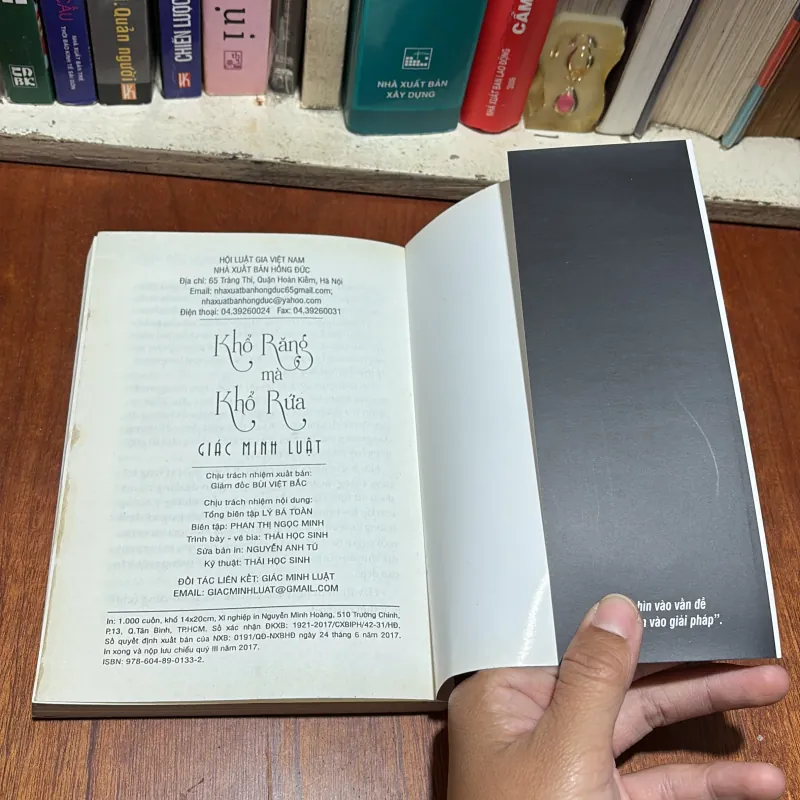 I Phật Giáo: Khổ Răng Mà Khổ Rứa _ Thấy Mình Trong Từng Trang Sách - Giác Minh Luật - 2017 791459