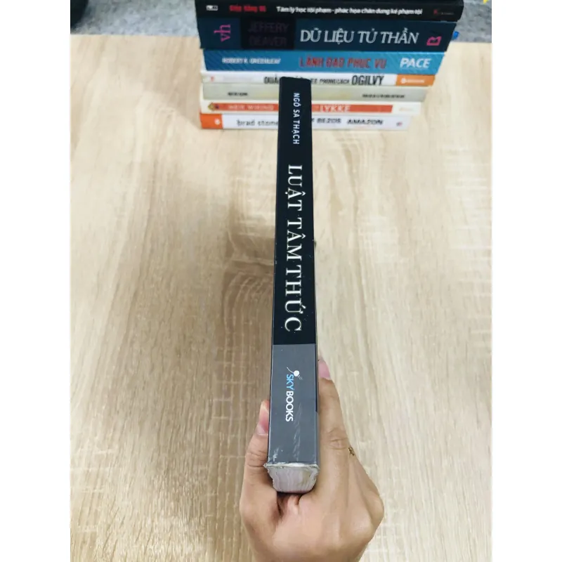 LUẬT TÂM THỨC - giải mã mà trận vũ trụ  1004460